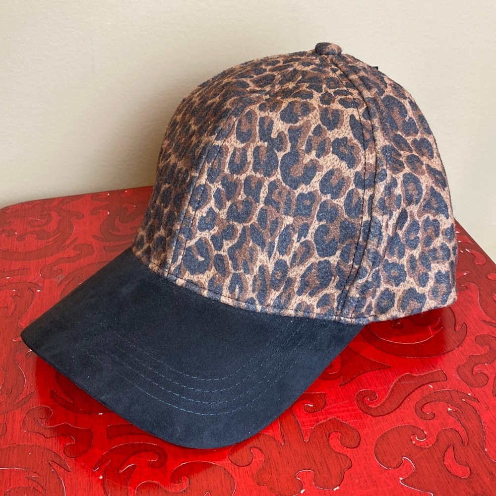 David And Young Leopard Baseball Cap